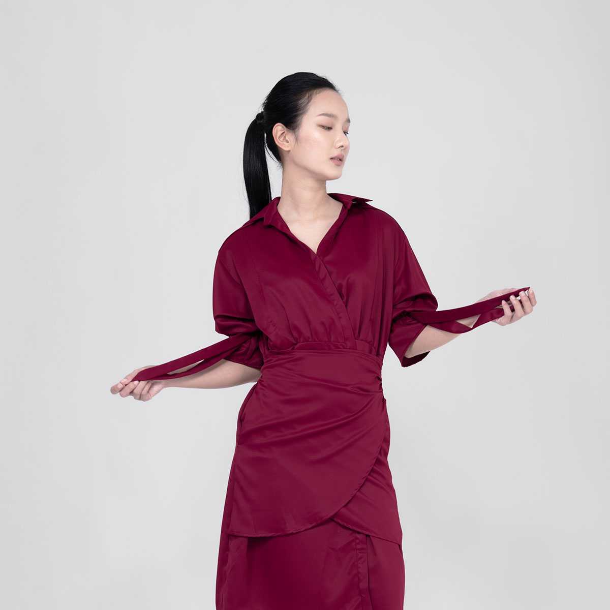 QueenCows ชุดให้นม Mene Dress Shirt (Burgundy)