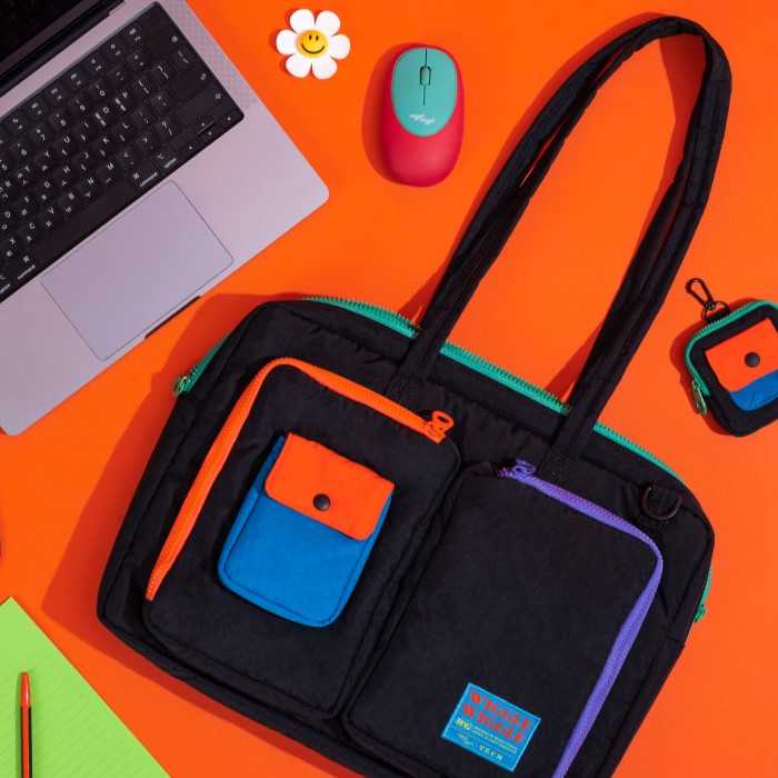 ( พร้อมส่ง ) Wiggle Wiggle Laptop 2Way Bag กระเป๋าโน๊ตบุ๊ค 15 นิ้ว