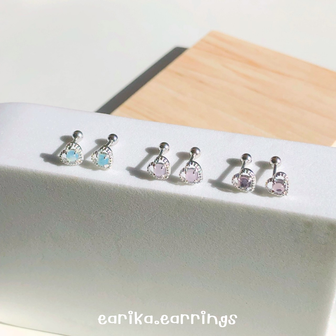 earika.earrings - opal hollow heart piercing จิวหูเงินแท้หัวใจเม็ดโอปอล เหมาะสำหรับคนแพ้ง่าย