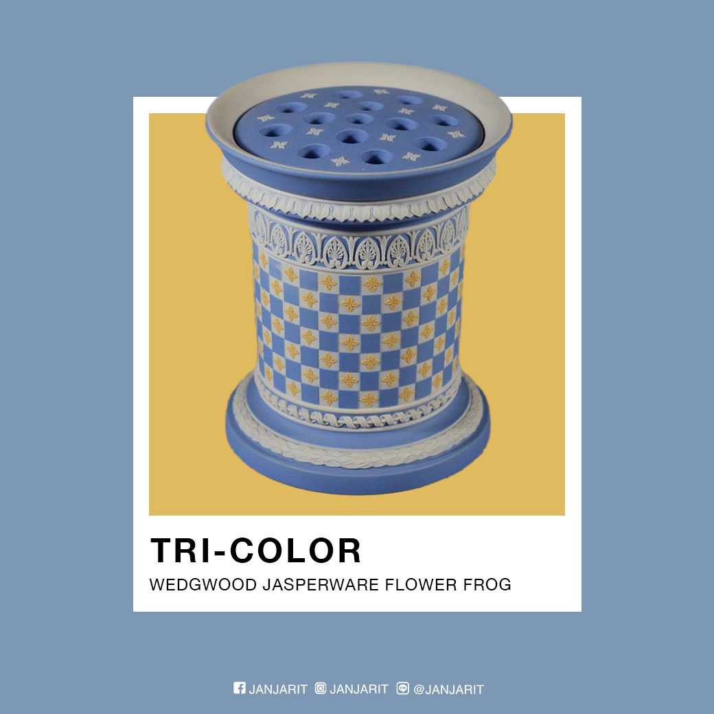 แจกันปักดอกไม้ Wedgwood Jasperware Vase