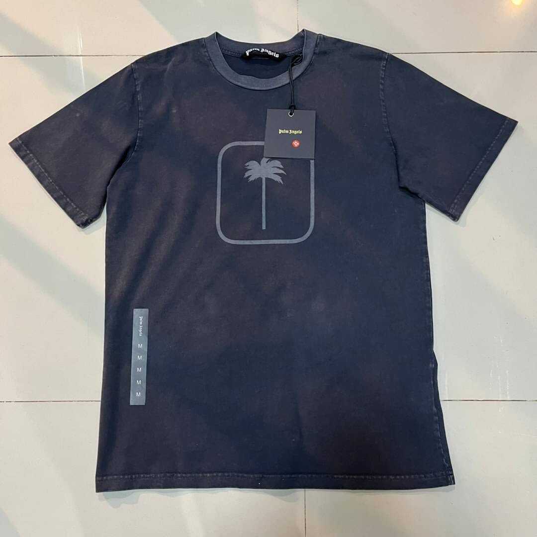 PALM ANGELS PALM TREE PRINT COTTON T-SHIRT IN GREY เสื้อยืดคอกลมแขนสั้น แบรนด์ปาล์มแองเจิล
