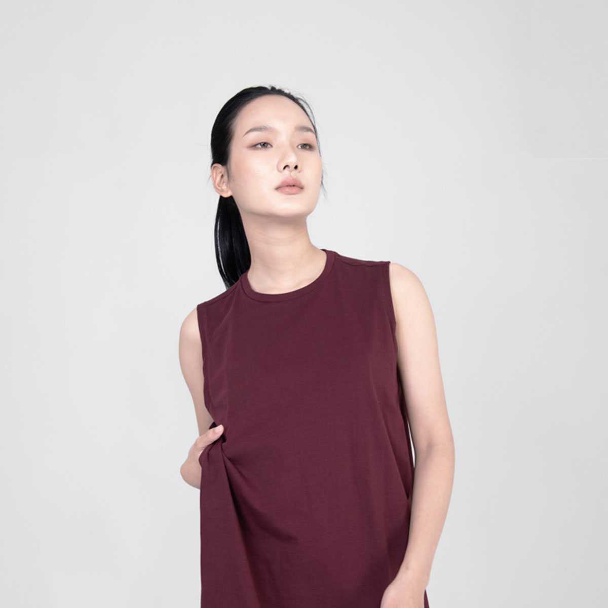 Queencows เสื้อให้นม Corte Vest (Burgundy)