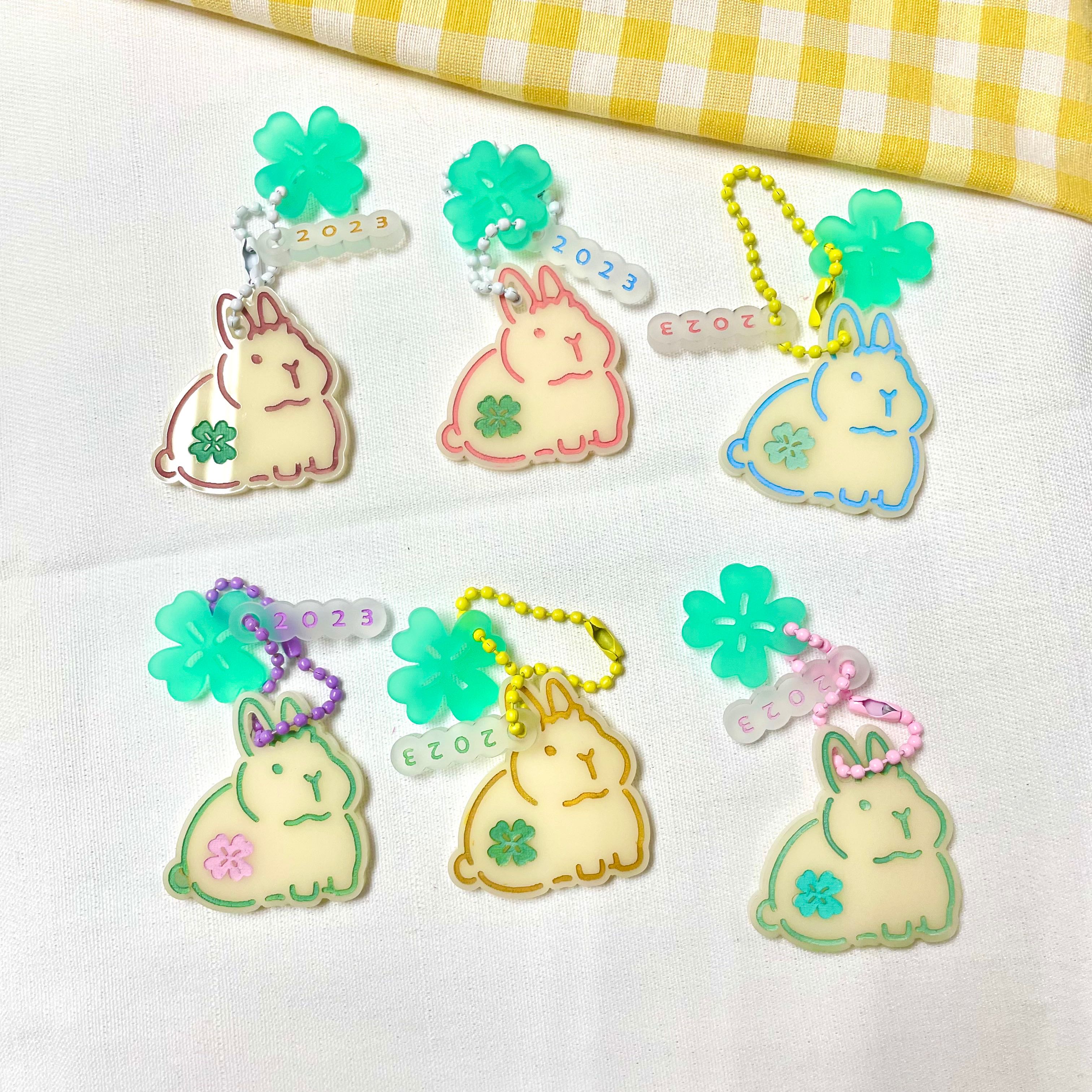 Keychain - Bubbly Bunny🐰 & Clover 🍀