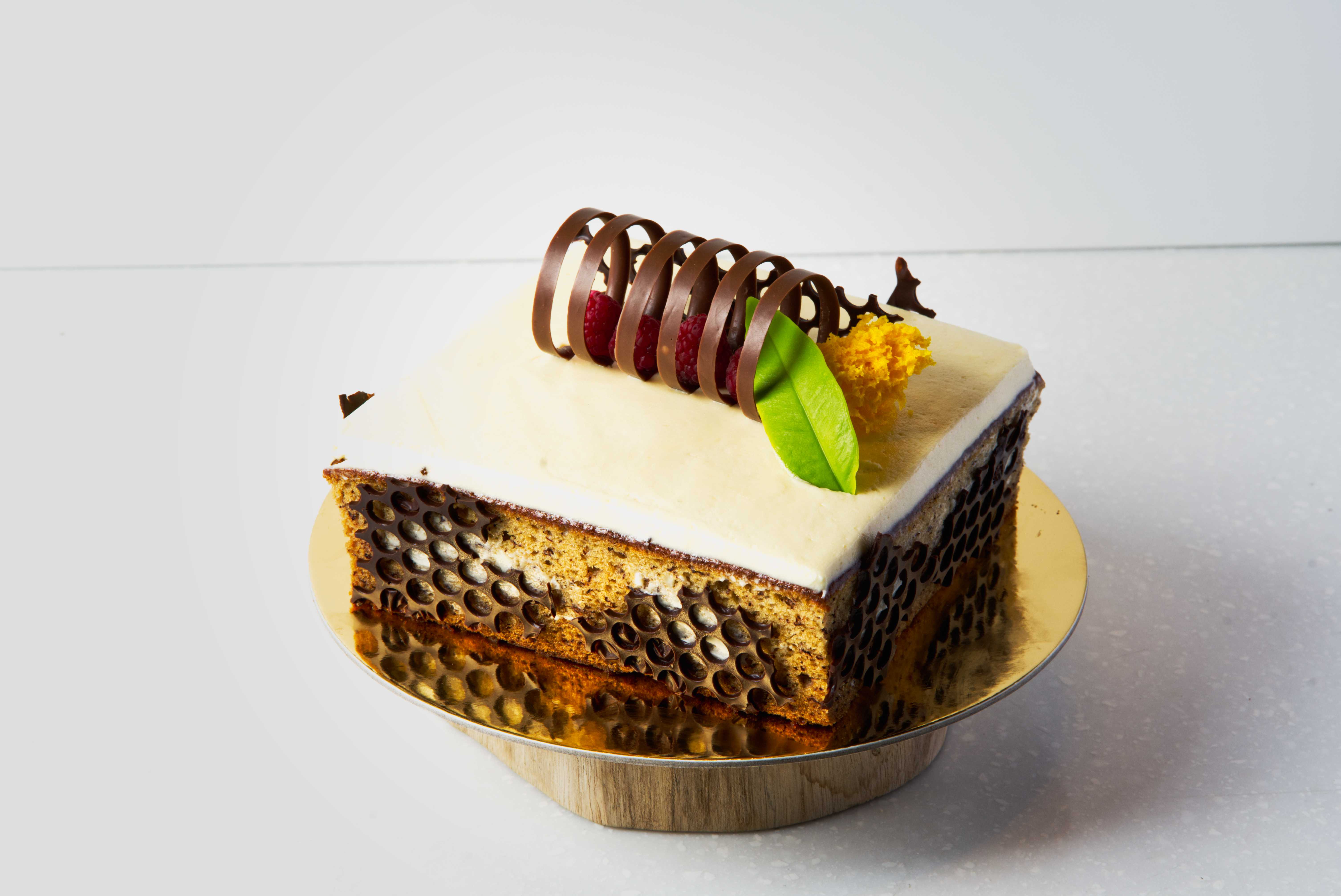 Banana Cake (1 Pound)