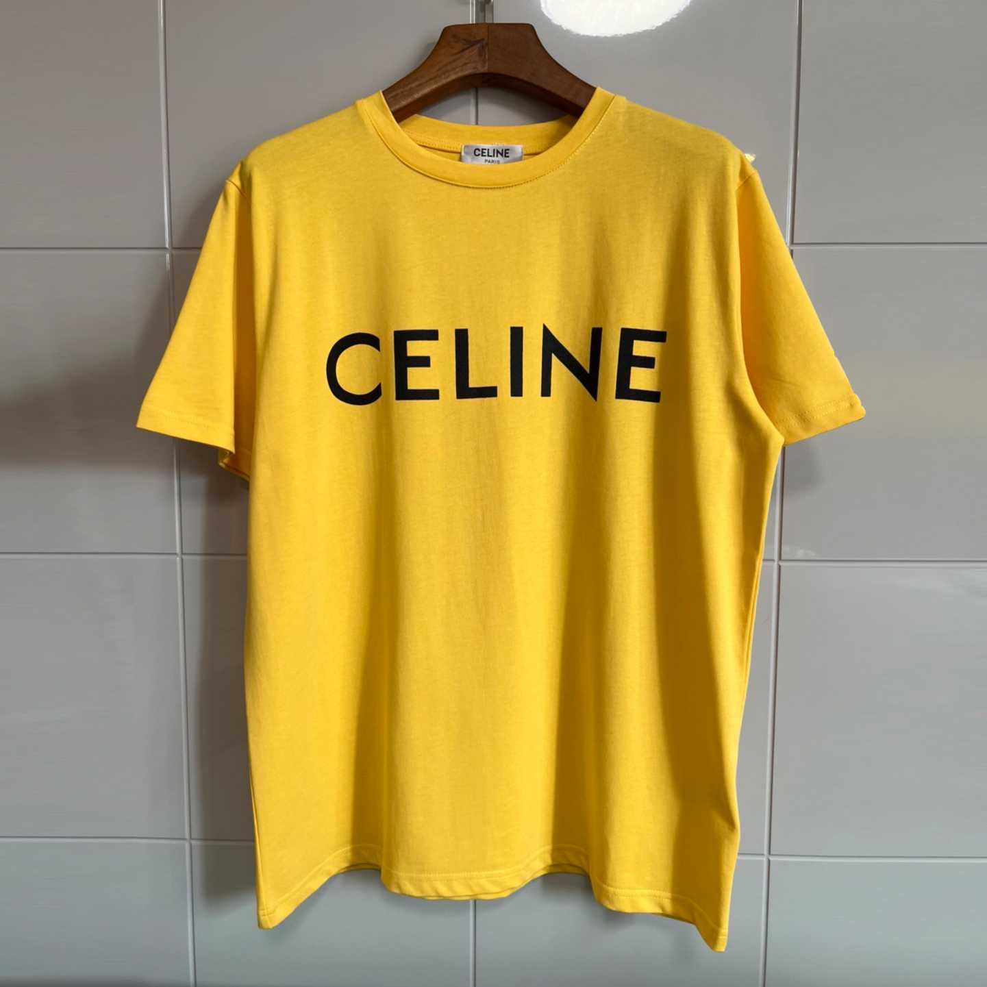 CELINE CLASSIC LOGO PRINT SHORT SLEEVE T-SHIRT IN COTTON เสื้อยืดซีลีน