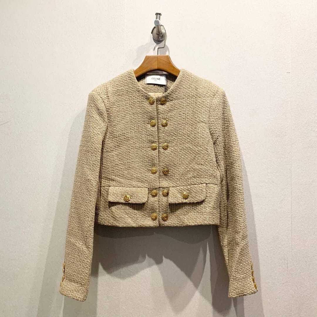 CELINE PARIS TAN TWEED JACKET GOLD BUTTON เสื้อคลุมตัวนอก แจ็คเก็ตสีครีม จากแบรนด์ซีลีน ผ้าทวีด