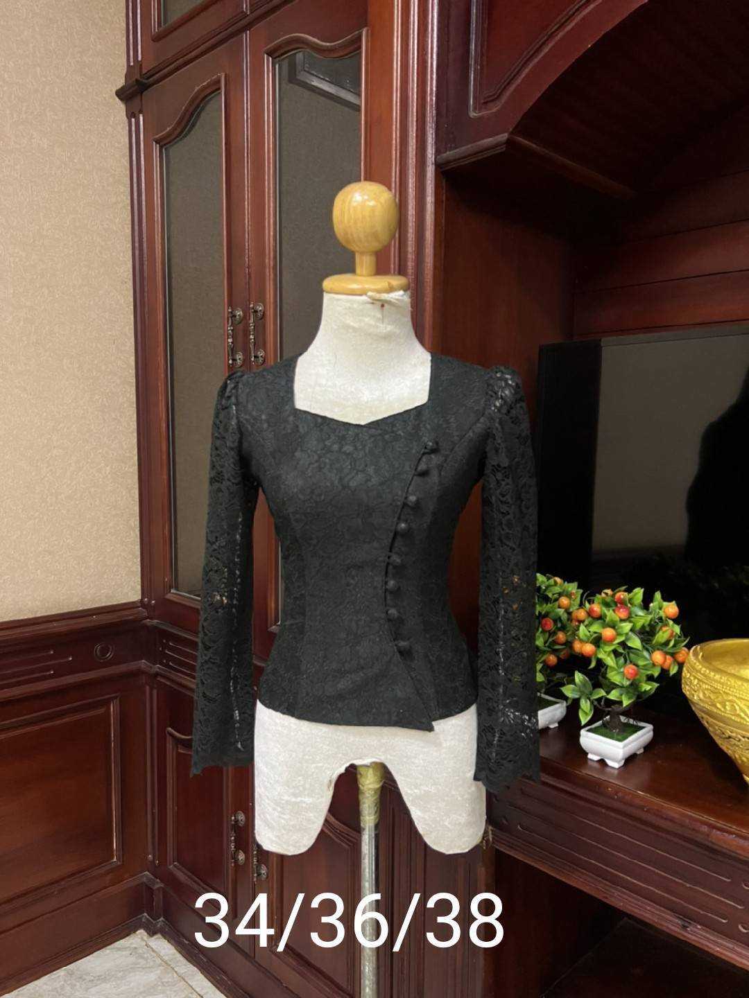 เสื้อลูกไม้ ออกงานอีเวินท์ ดีเทลสวย โทนดำ