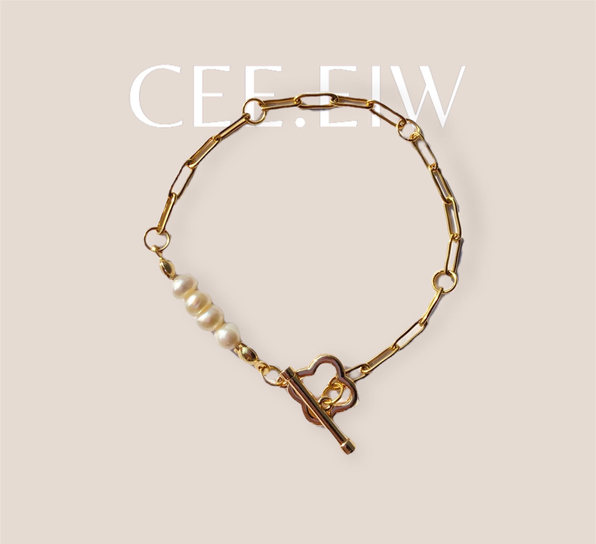 CEE.EIW - Bracelet - Classy : MISS  YOU - Handmade สร้อยแขน ข้อแขน สร้อยแขนน่ารักๆ สร้อยแขนไข่มุก