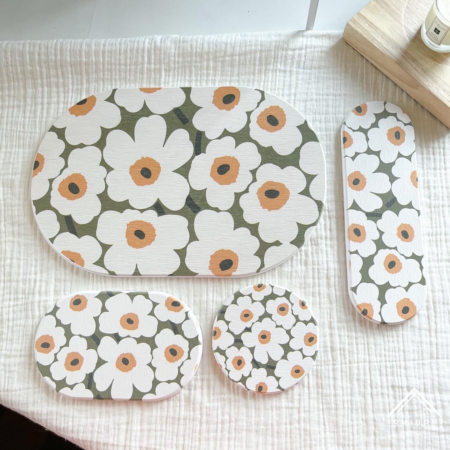 [พร้อมส่ง] แผ่นหินซับน้ำลายดอก Unikko