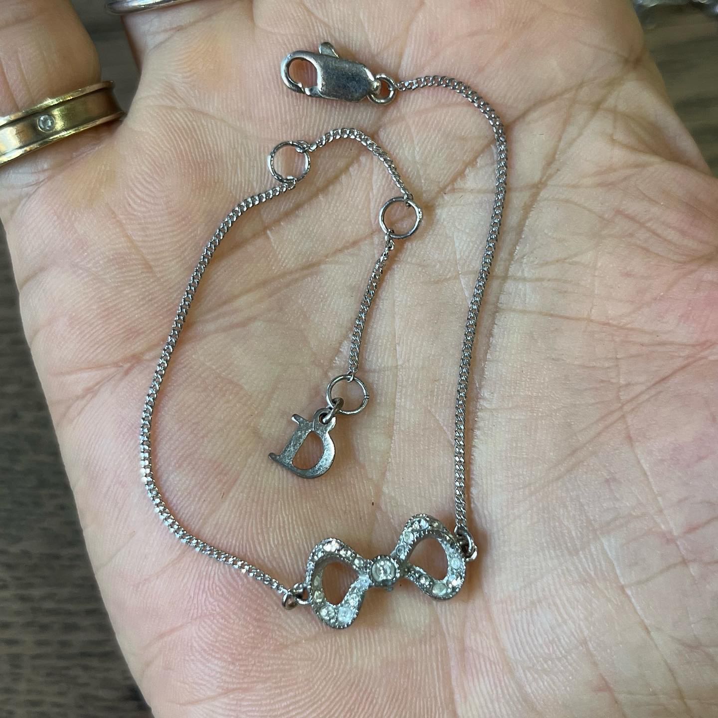 สร้อยข้อมือ DIOR แท้(ไม่ใช่เงิน) 