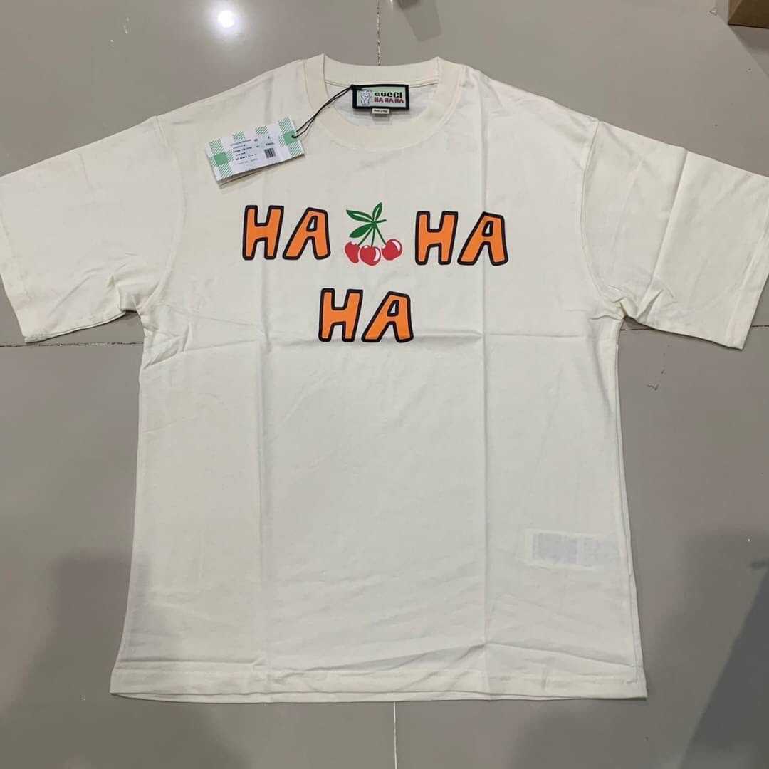 GUCCI HA HA HA CHERRY PRINT COTTON JERSEY T-SHIRT เสื้อยืดคอกลมแขนสั้น แบรนด์กุชชี่ เชอร์รี่