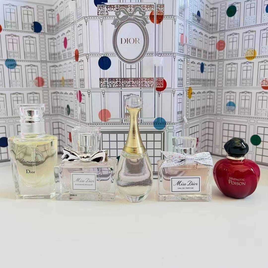 Dior Perfume Miniature Castle Set