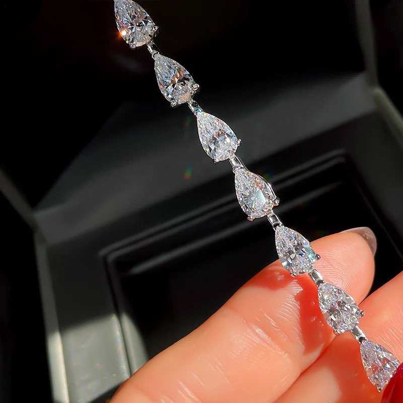 Pear cut tennis bracelet