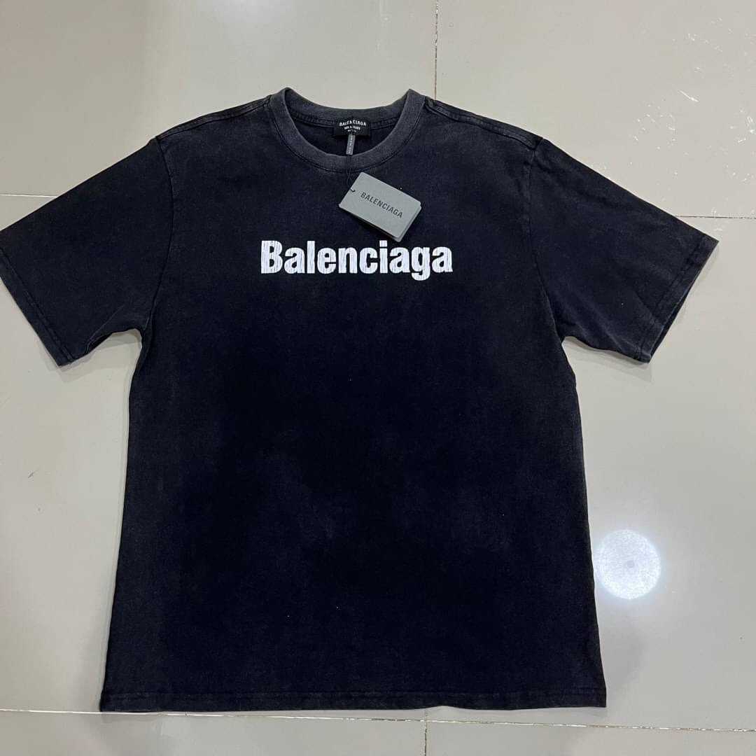 BALENCIAGA BLNCG SERIES CLASSIC FRENCH PRINT T-SHIRT IN WASH BLACK เสื้อบาลองเซียก้า