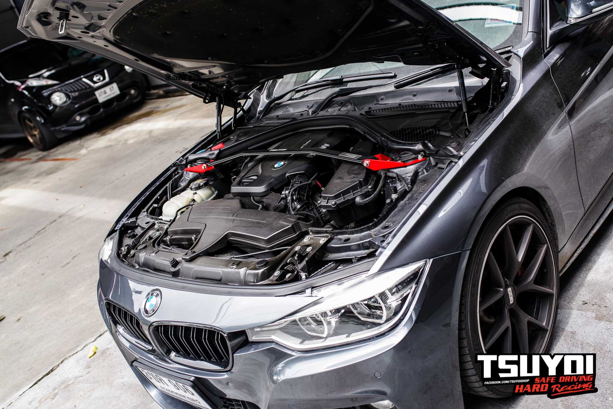 ค้ำโช้คหน้า TSUYOI Performance สำหรับ BMW