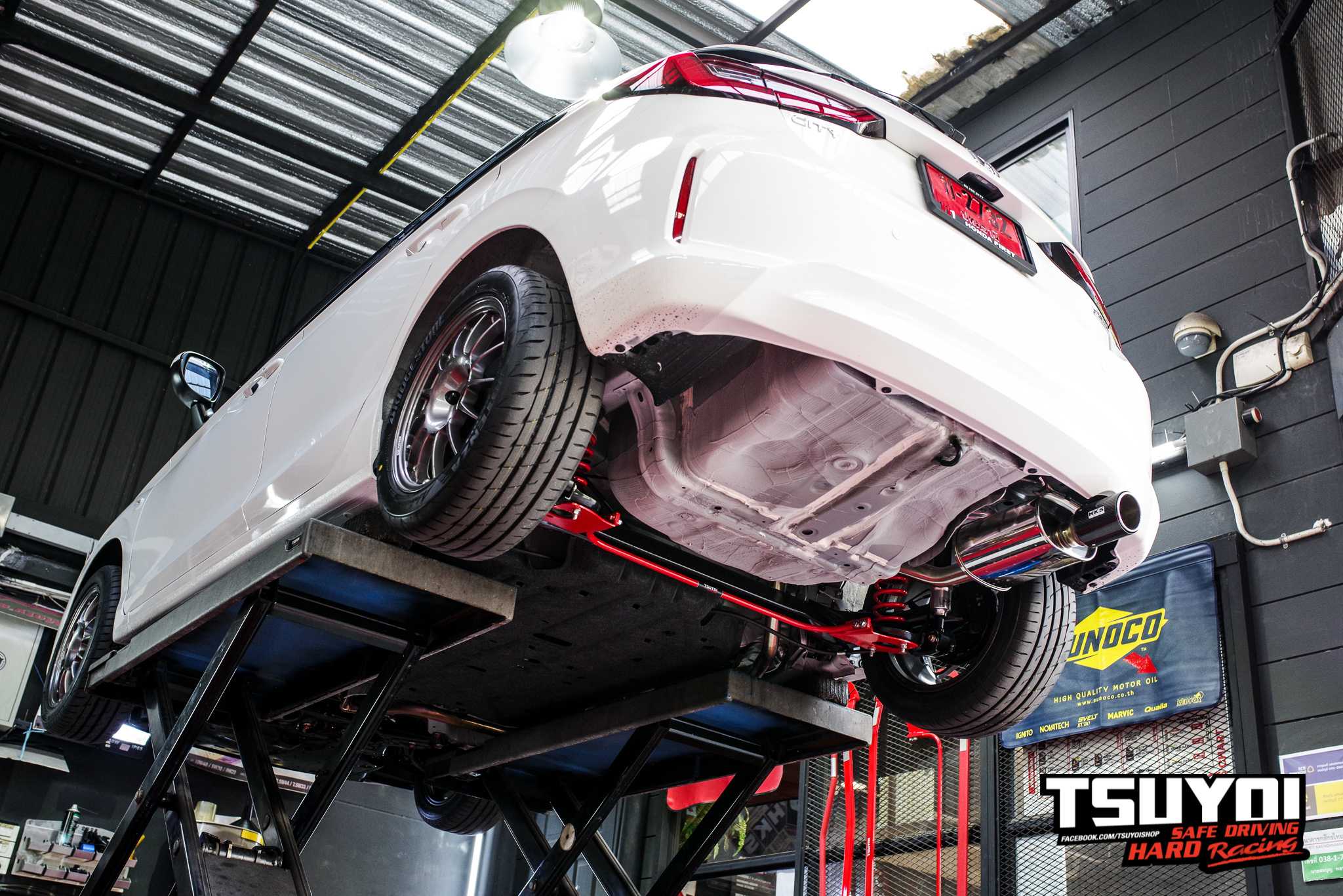 กันโคลงหลังล่าง TSUYOI Performance สำหรับ Honda