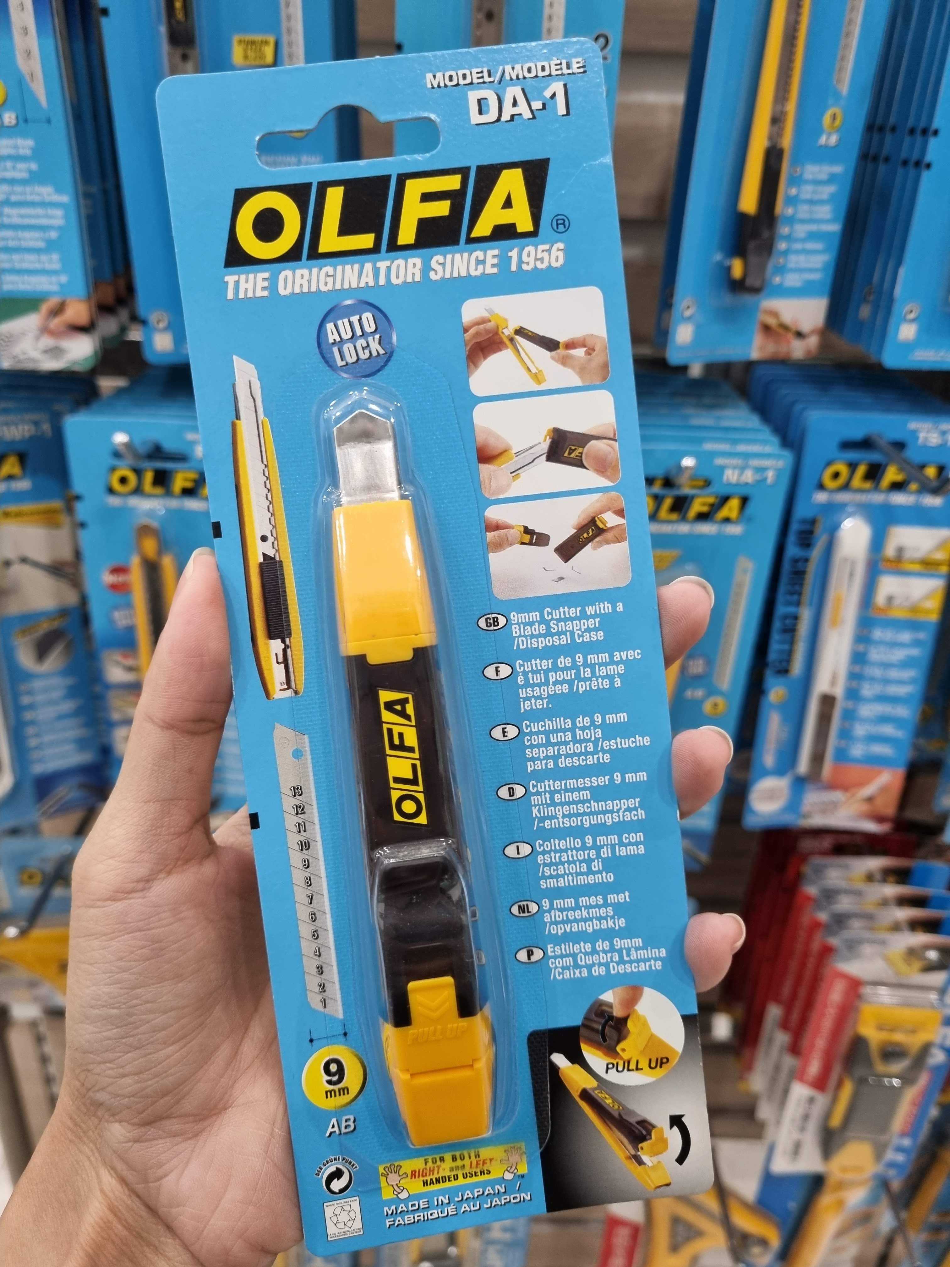 OLFA มีดคัตเตอร์ DA-1 ขนาด 9 มม. มีกล่องหักใบมีดและเก็บใบมีดที่ใช้แล้วในตัว