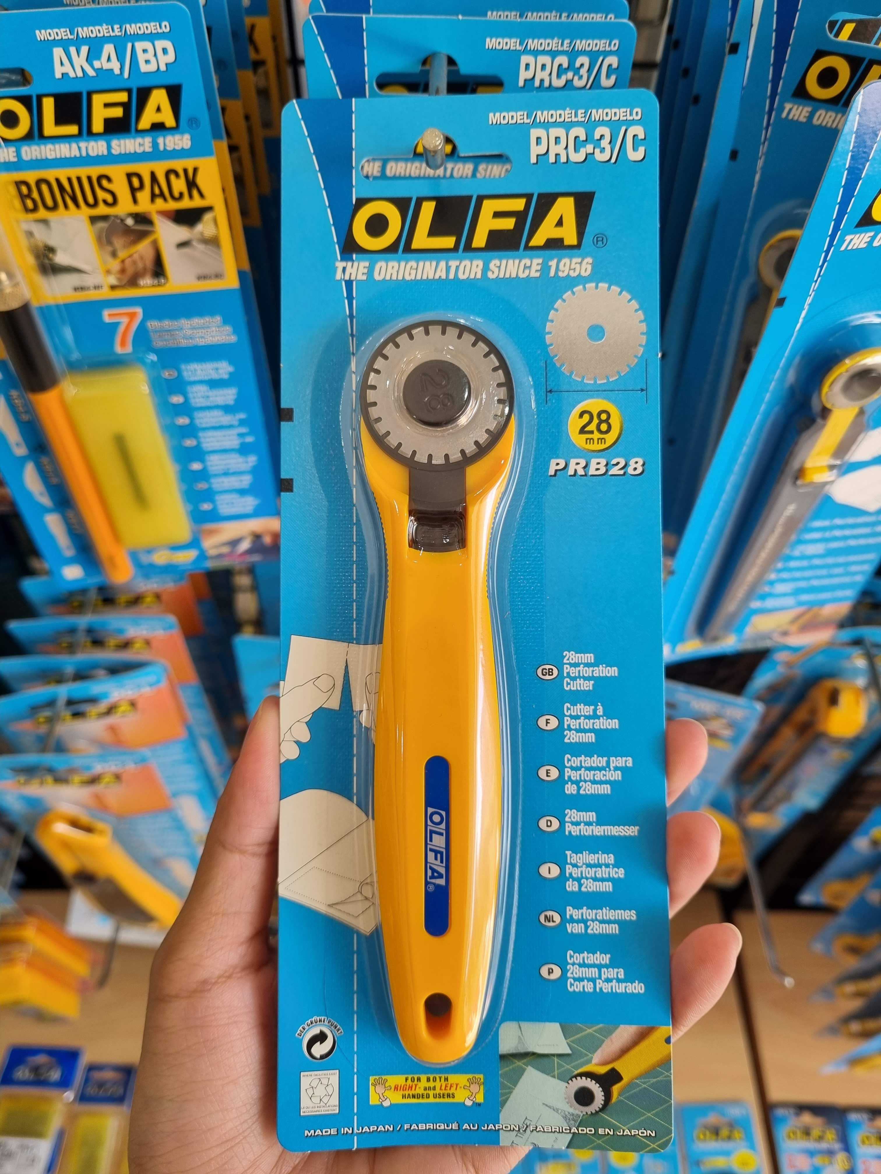 OLFA คัตเตอร์ตัดปรุ PRC-3/C (28 mm.) สามารถซื้อใบตัดขาดเปลี่ยนเพิ่มได้
