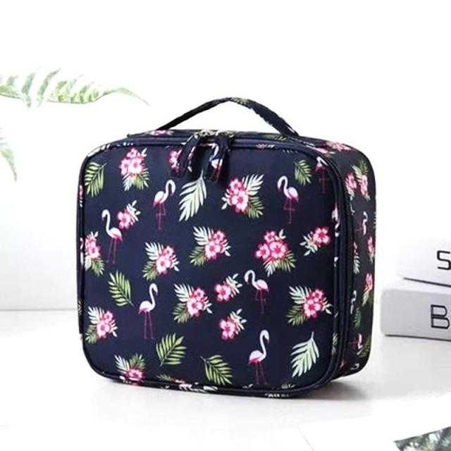 Cosmetic Storage Bag กระเป๋าจัดเก็บเครื่องสำอางพกพา รูปทรงกระเป๋าดีไซน์ทันสมัย
