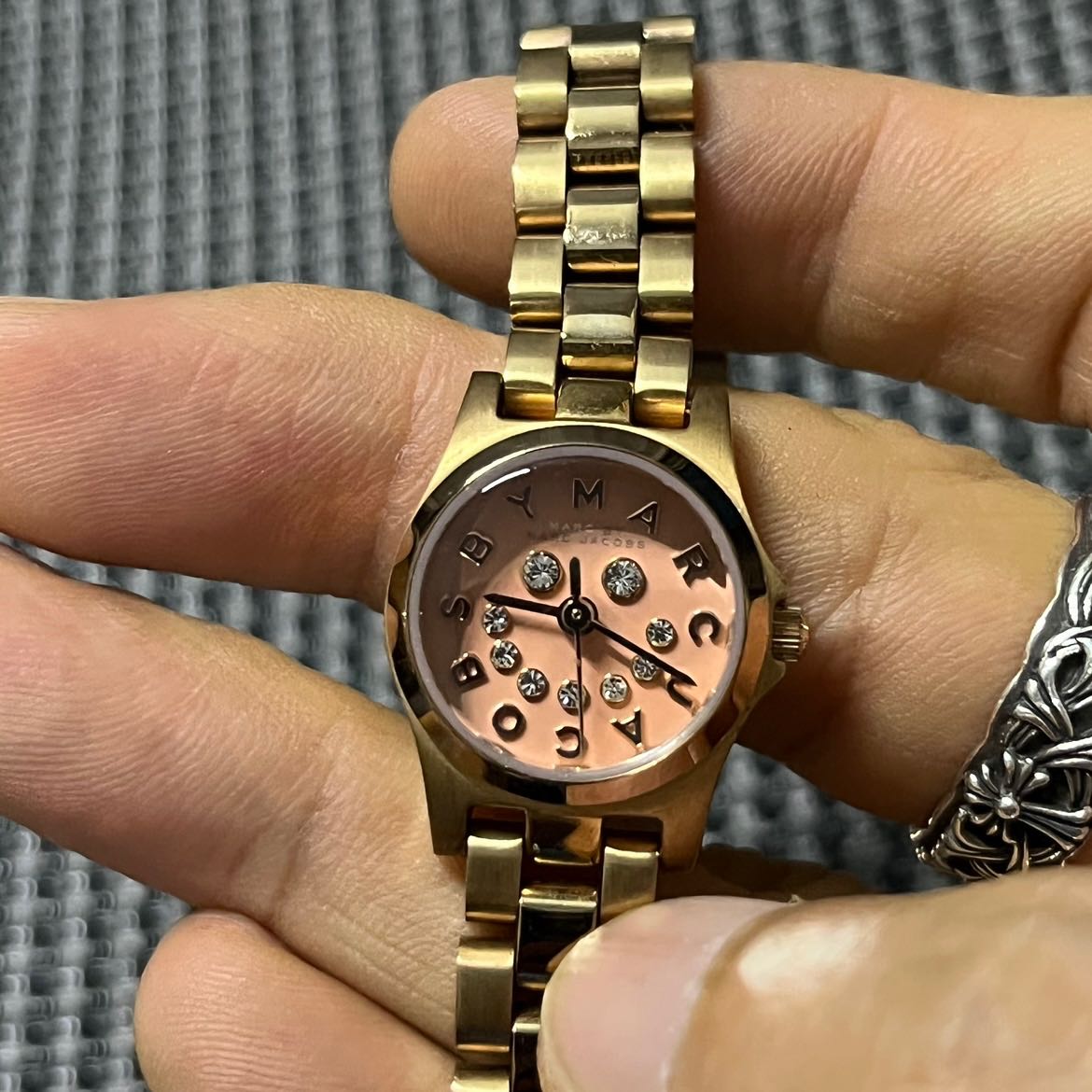  นาฬิกา Marc Jacobs ระบบQuartz ขนาด22มม. 