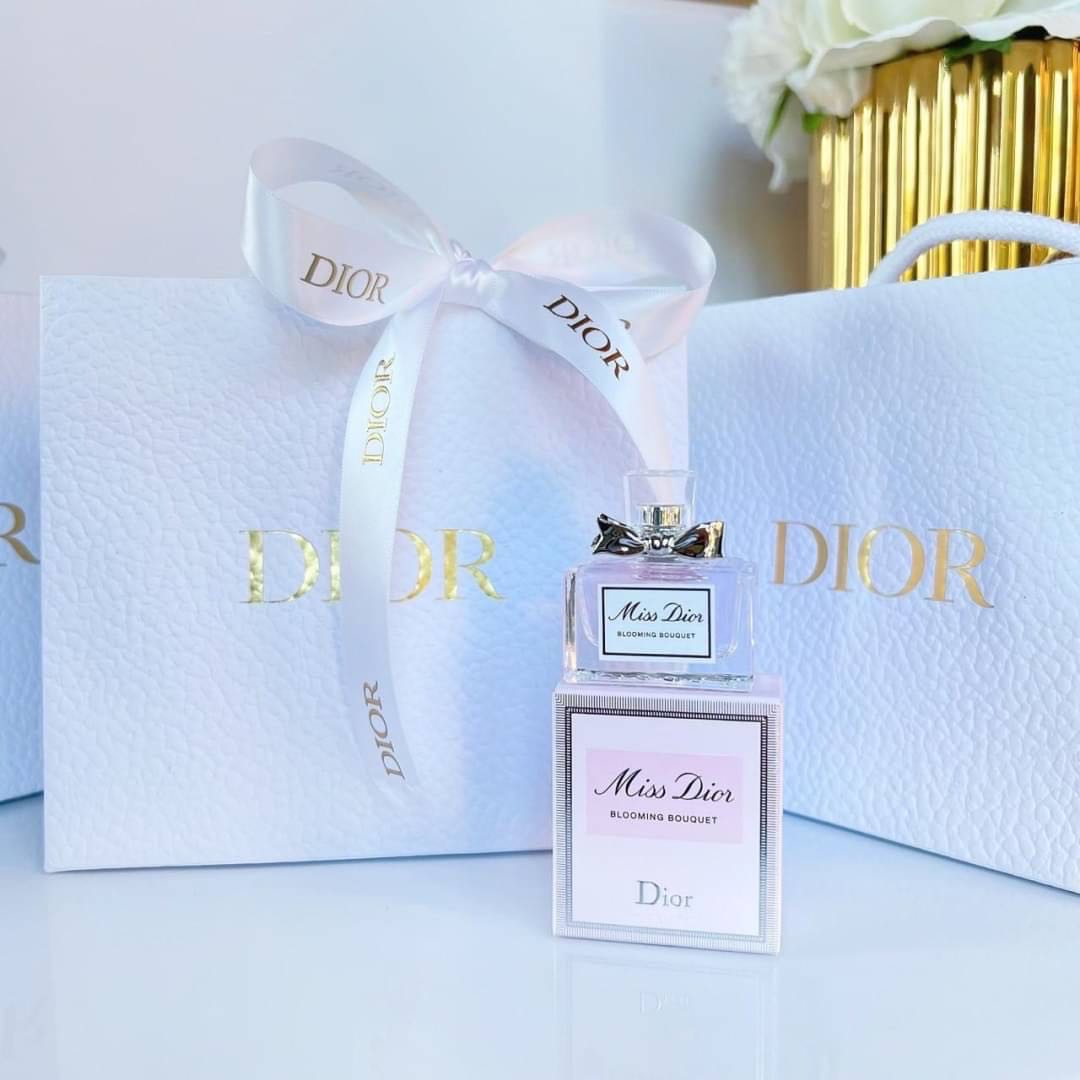 เซ็ตของขวัญน้ำหอม Dior ผู้หญิง