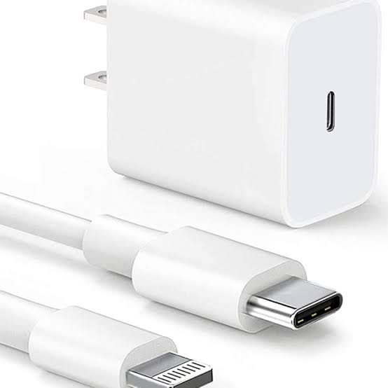 ชุดชาร์จ หัวชาร์จ+สายชาร์จ ไอโฟน 20W USB-C to Lighthing