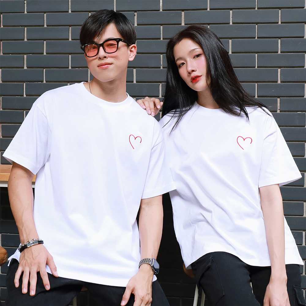 ห่านคู่ เสื้อยืดวาเลนไทน์ ทรง Oversize สีขาว ปักลายหัวใจ