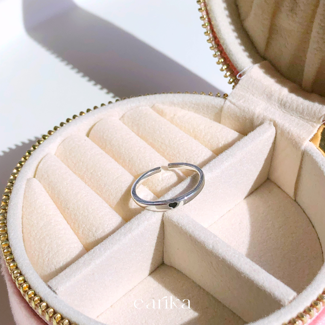 earika.earrings - simple midnight heart ring แหวนเรียบเงินแท้จี้หัวใจ ใส่อาบน้ำได้ ปรับขนาดได้