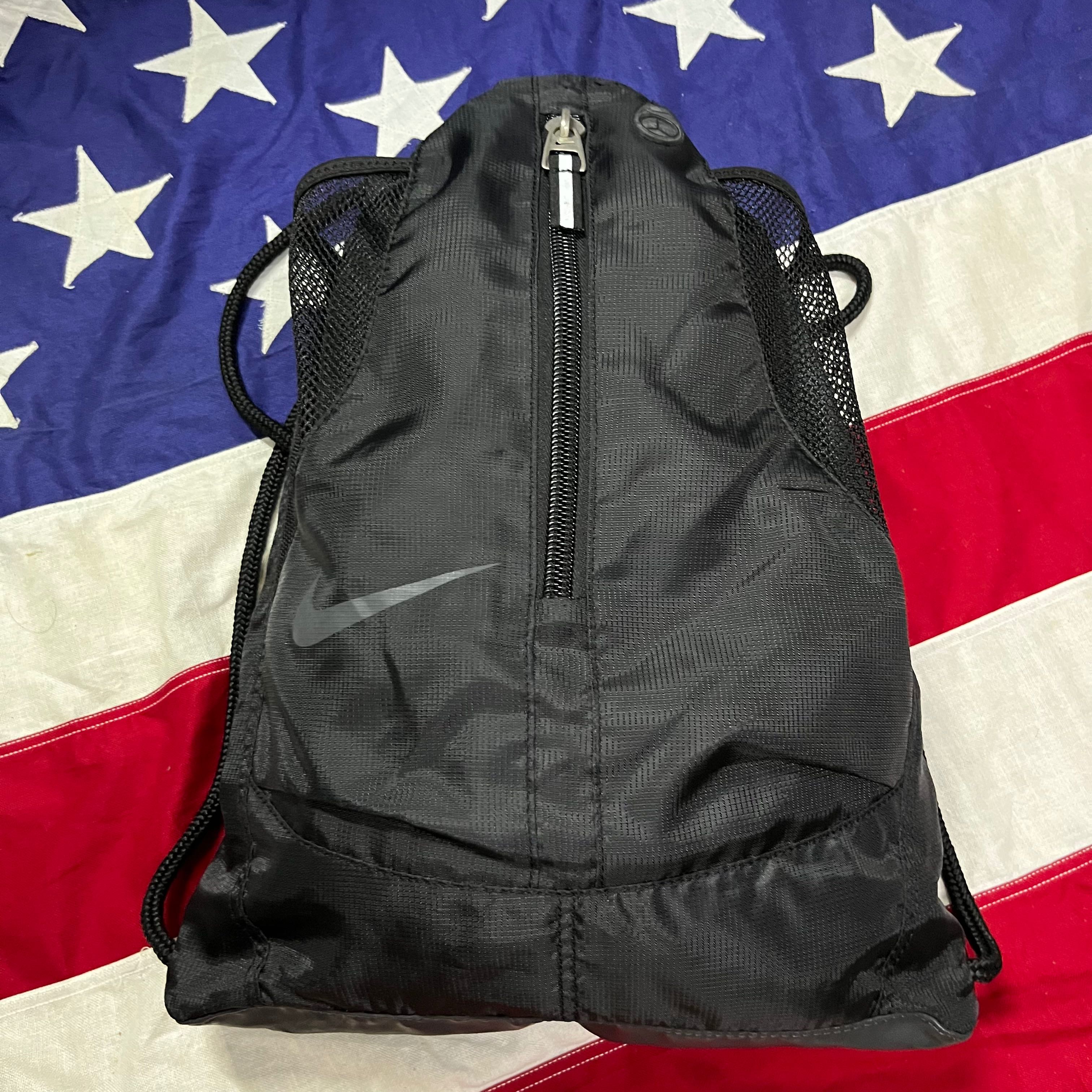กระเป๋าNike  ขนาด44x30ซม. 