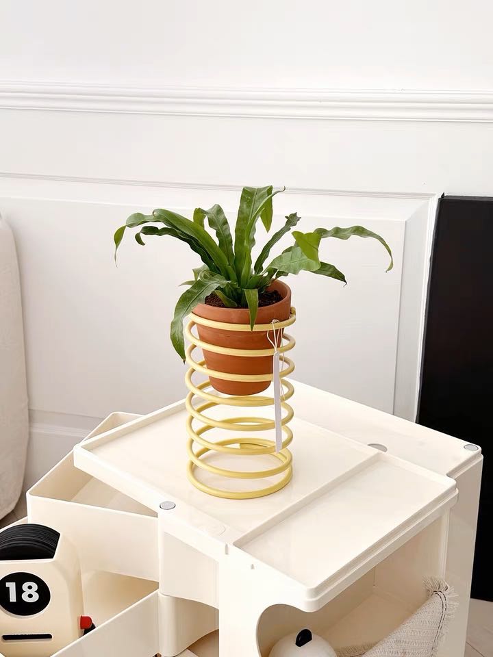 Spring pot holder (Pre-order)