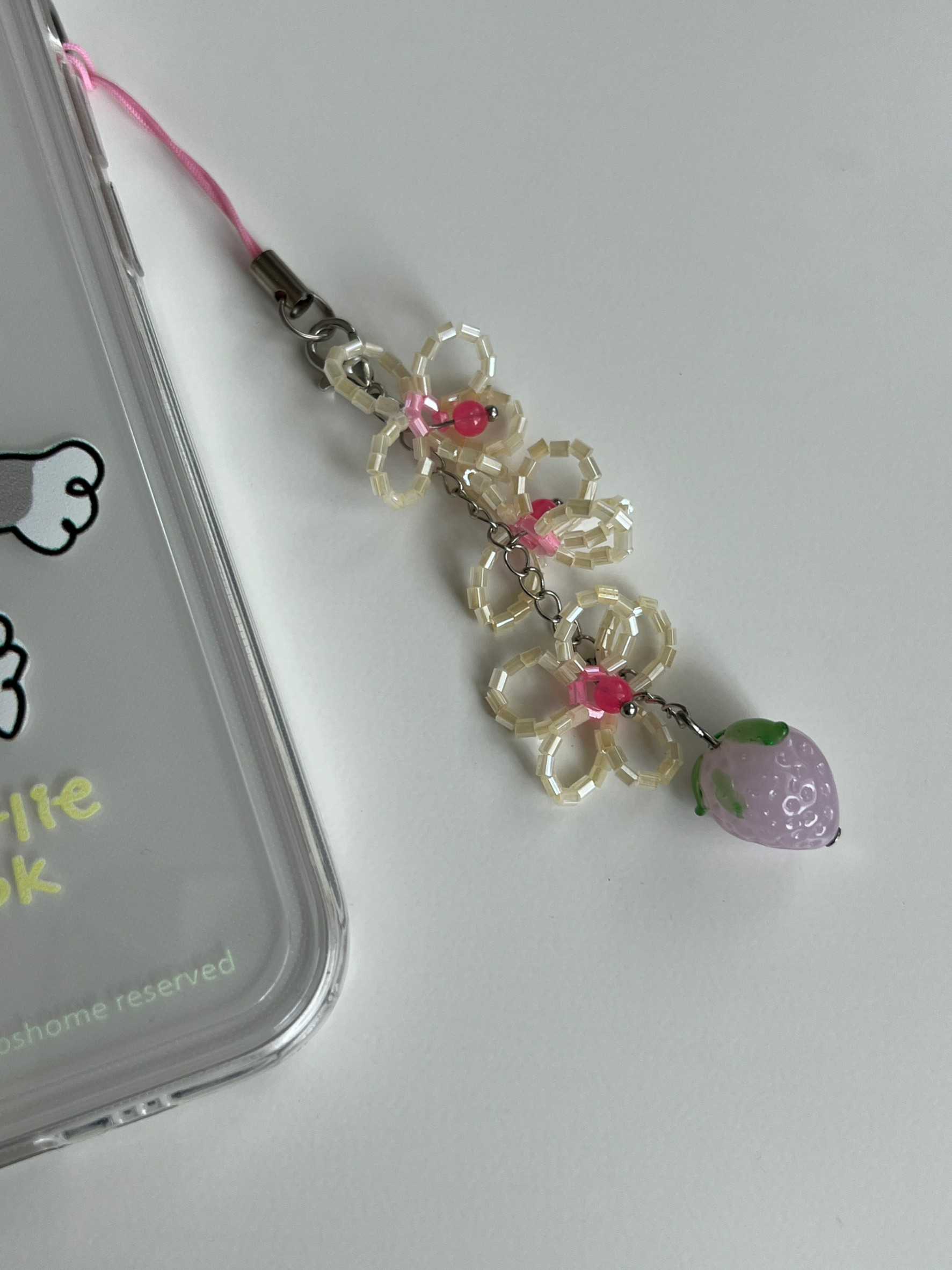 (ondk) Keychain - Strawberry n' Cream