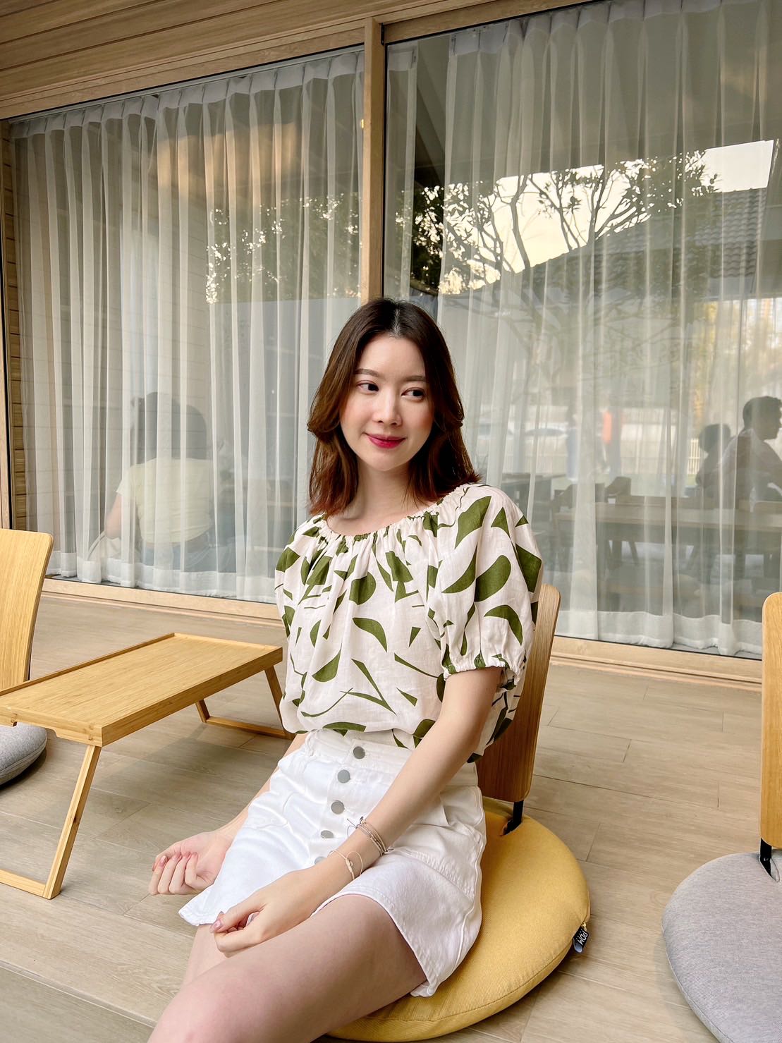 Genmai open-shoulder top 💚🤍
