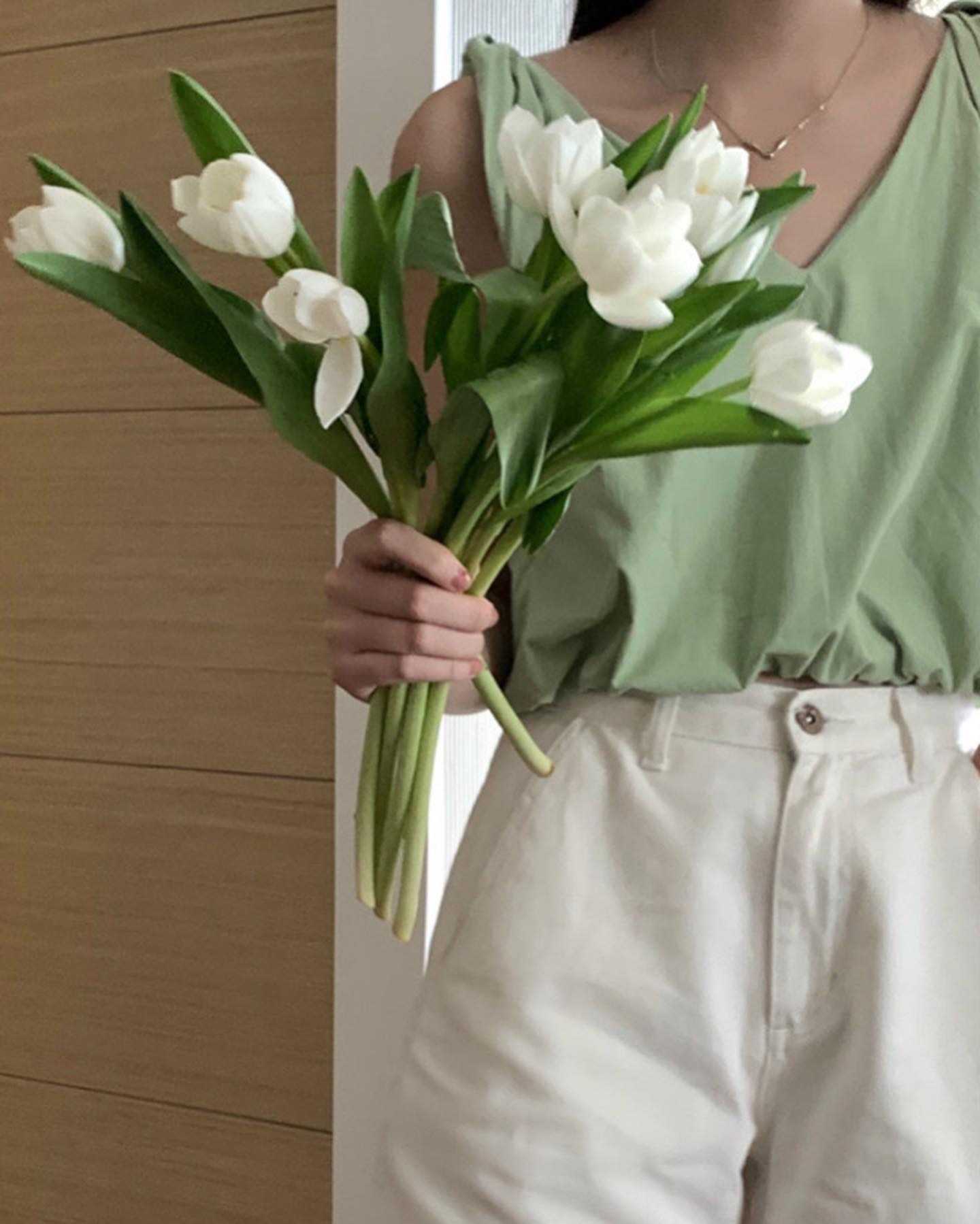 cpjgirlxx | Tulip Twist Tanktop - 2col