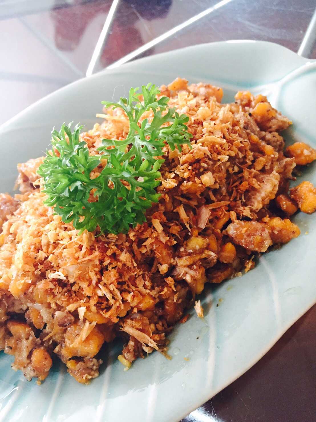 ไข่ปูทอดกระเทียม
