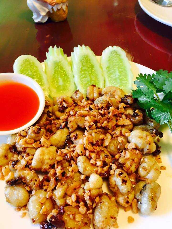 ไข่หมึกทอดกระเทียม