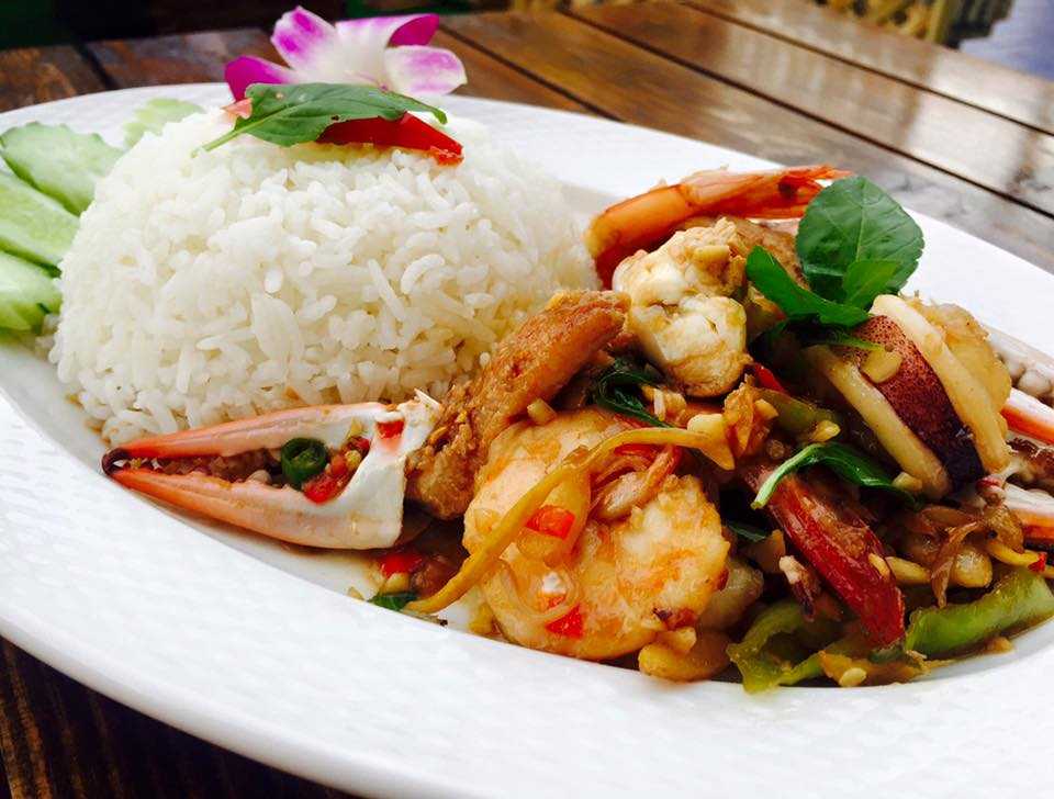 ข้าวทะเลผัดฉ่า