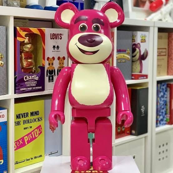 Bearbrick Lotso 1000%
