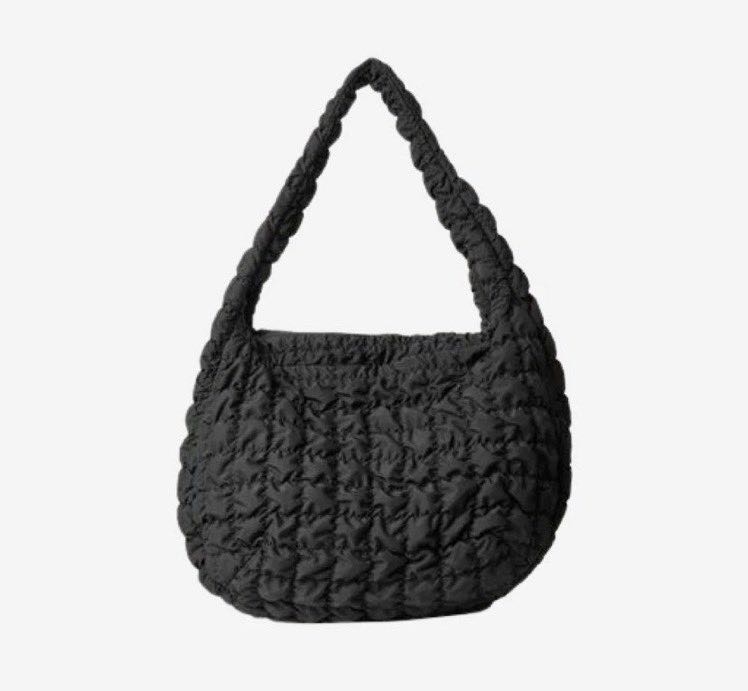 พร้อมส่ง COS Quilted Oversized Bag