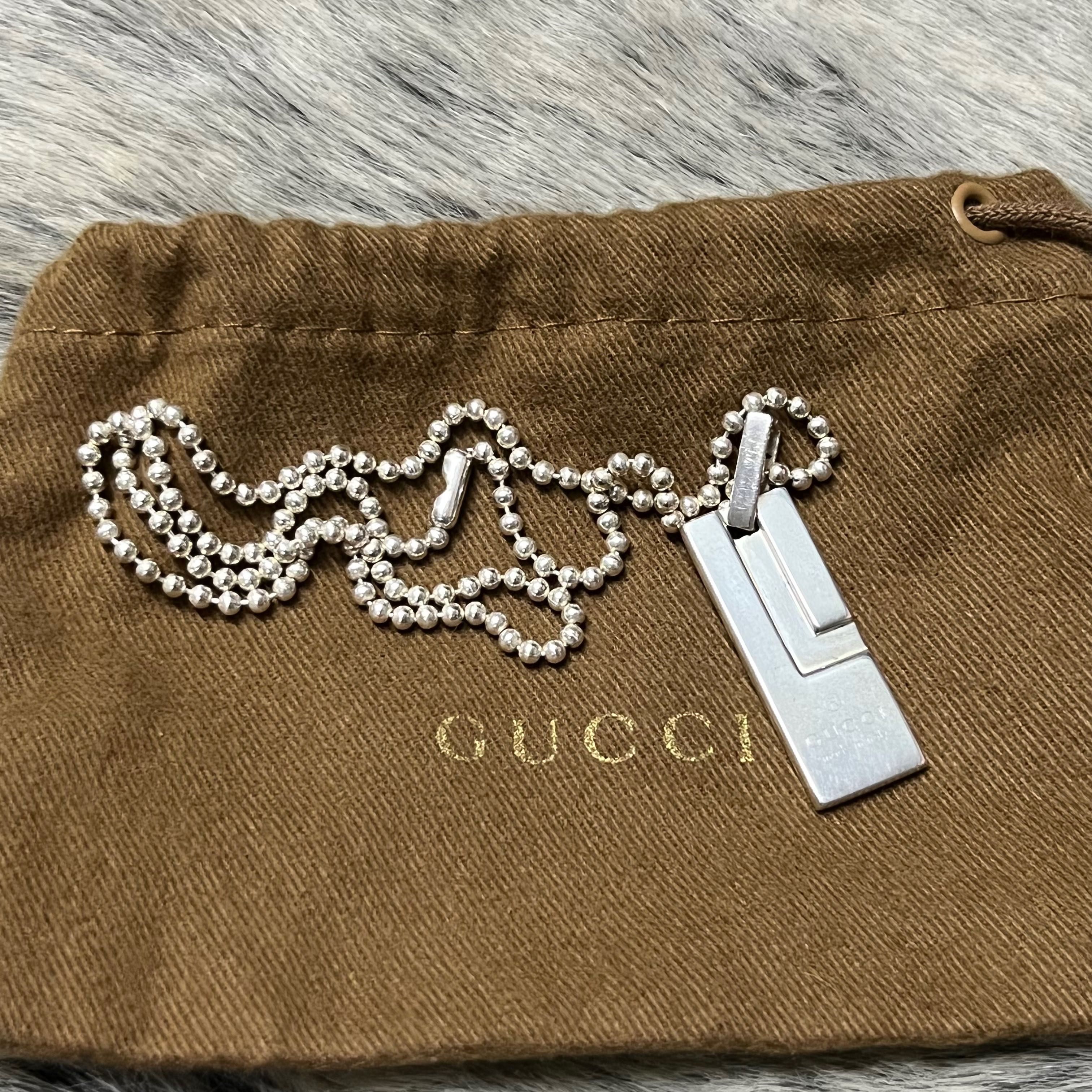 สร้อยคอพร้อมจี้เงินแท้925 Gucci กว้าง2มม. ยาว18นิ้ว 