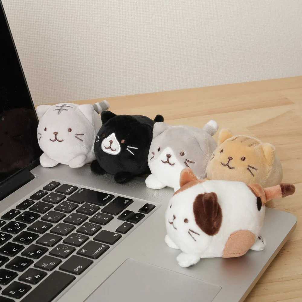 ตุ๊กตาแมว Nesoberi Nyankoro Mocchi