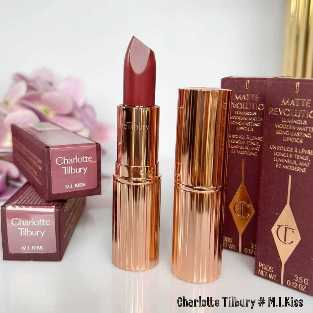 ลิปสติก Charlotte Tilbury Matte Revolution Lipstick 3.5g # M.I.KISS