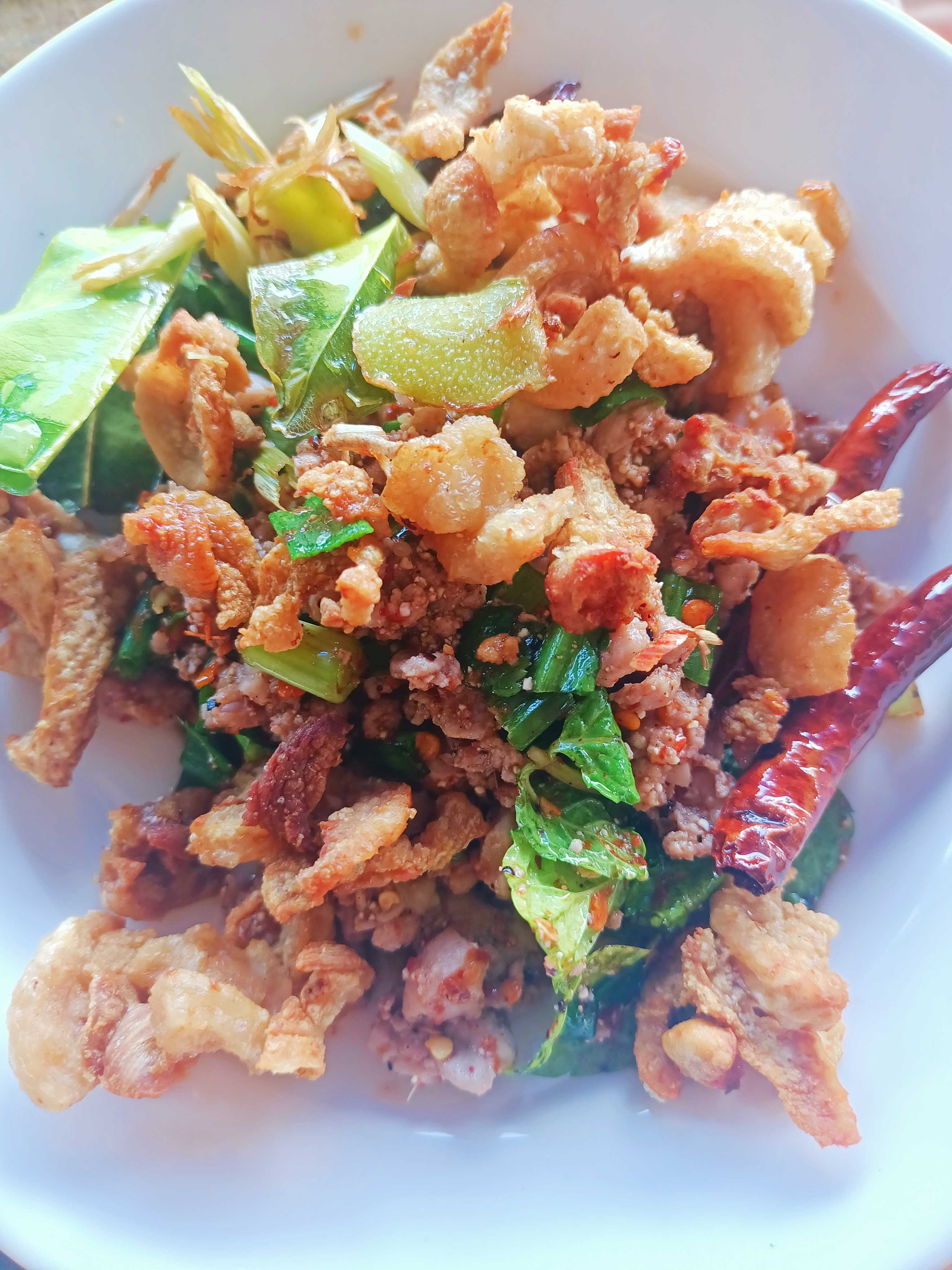 ลาบเป็ดหนังกรอบชัยภูมิ