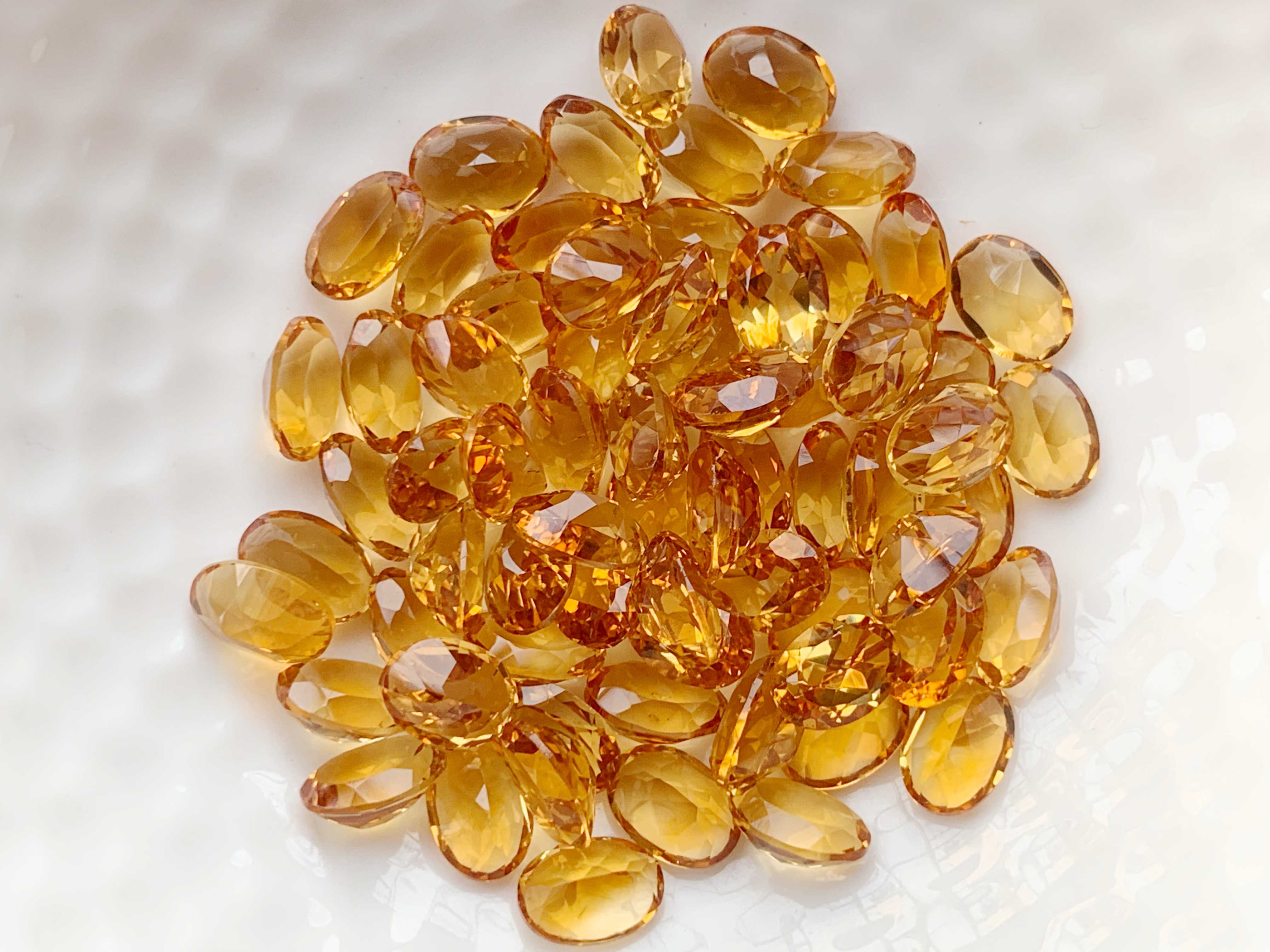 7x5mm. ซิทรินไข่ เม็ดละ  100 บาท