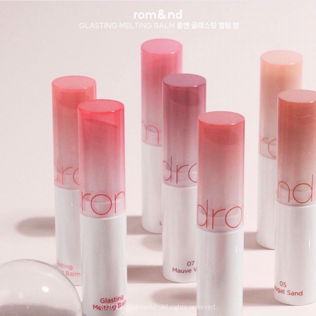(พร้อมส่ง) Romand Glasting Melting Balm