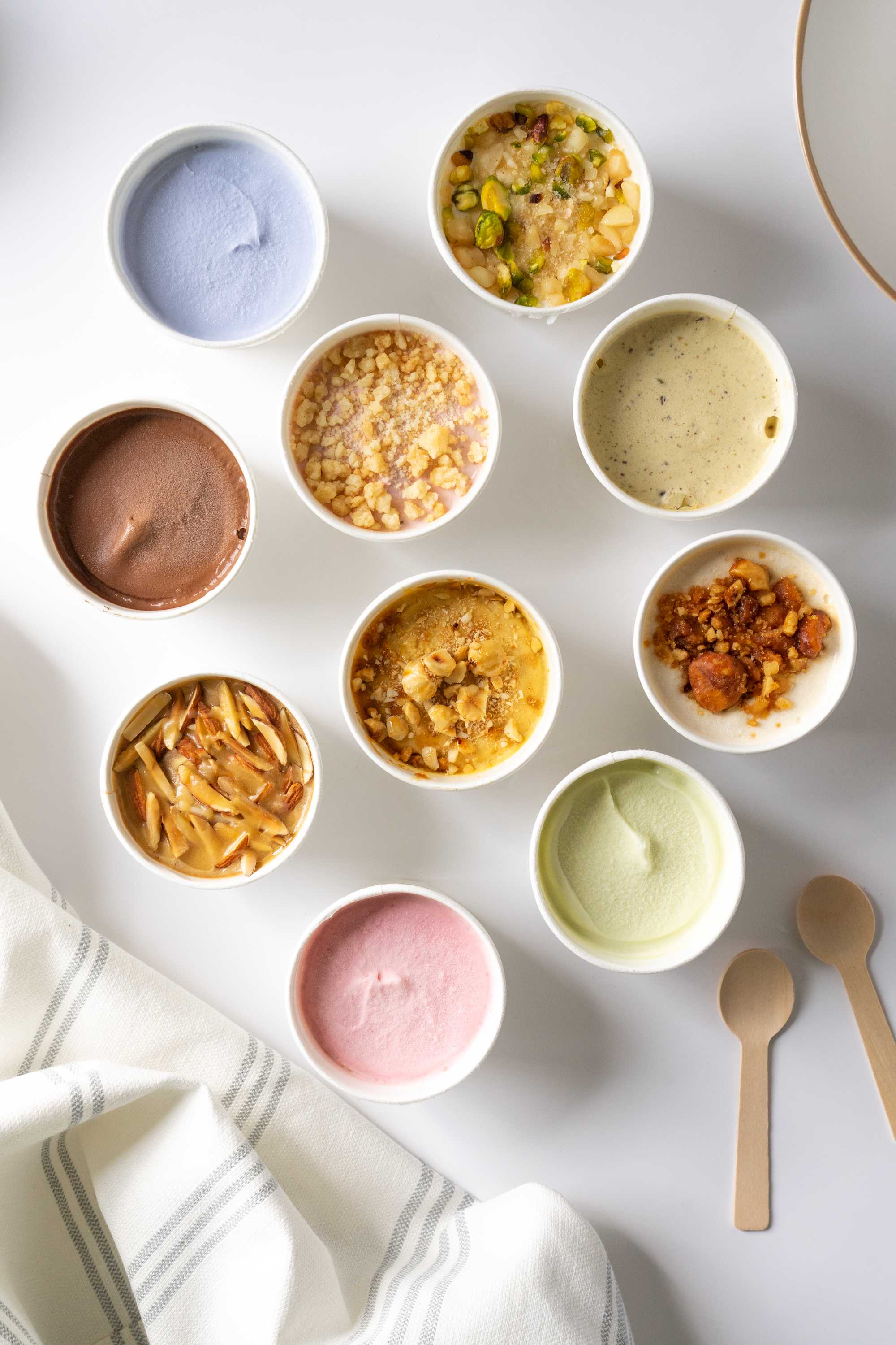 🛵ไอติม12ถ้วยสุดคุ้ม🍨 เลือกรสทางแชทได้เลยค่ะ🌈