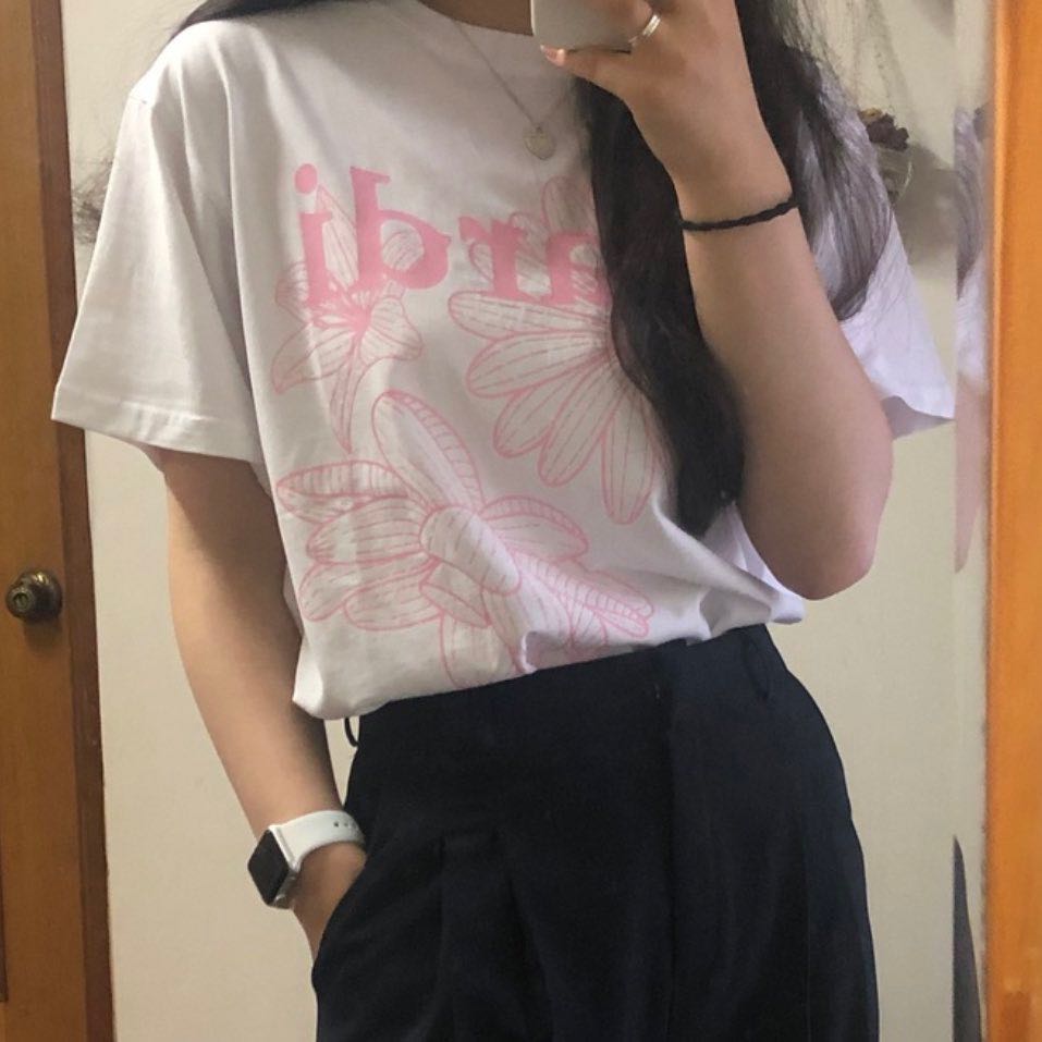 (พร้อมส่ง) Mardi Tshirt Triple Flower