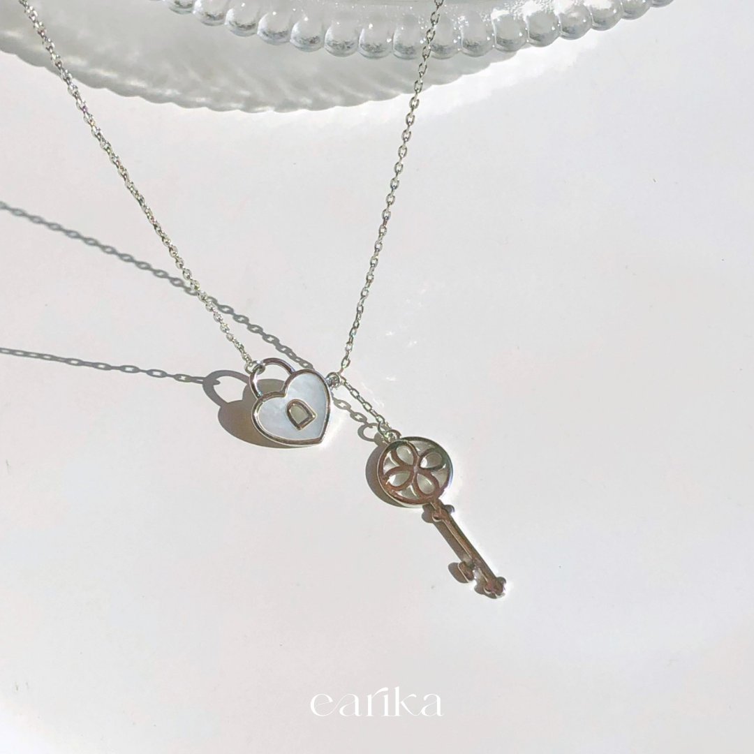 earika.earrings - seashell heart lock & skeleton key necklace สร้อยคอจี้กุญแจหัวใจเงินแท้ S92.5