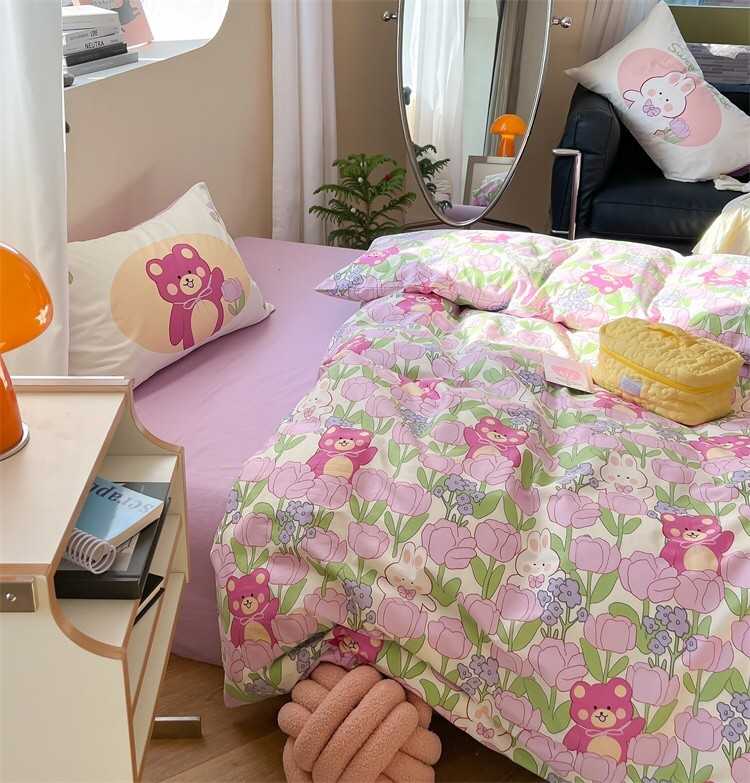 ชุดผ้าปูที่นอนลายดอกน้องหมี   (พรีออเดอร์ 15-20 วันหลังปิดรอบ)