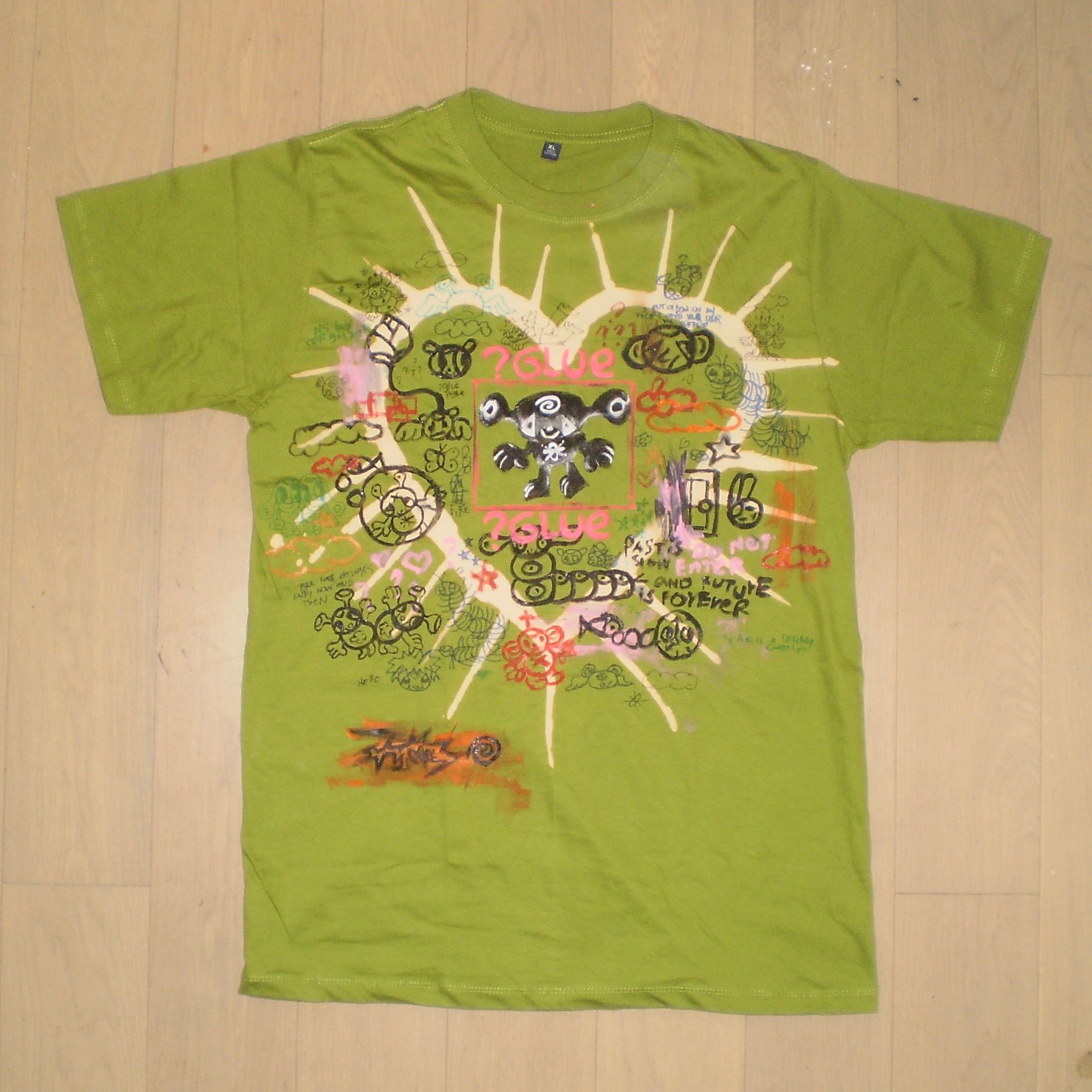 GluE heart top 