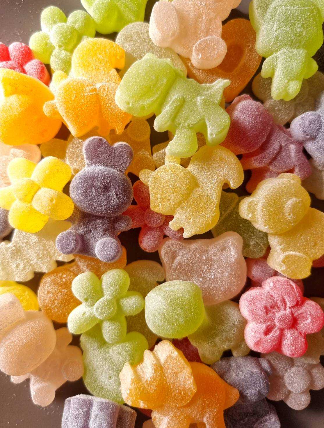 Fruity Gummy กัมมี่คละรสผลไม้ คละพิมพ์ลาย คละสี